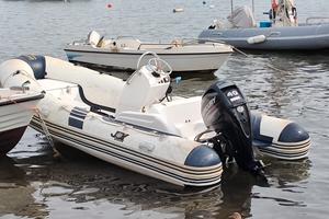 Gommone Motore Carrello