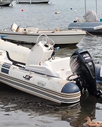 Gommone Motore Carrello