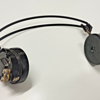 CUFFIE inglesi WW2 - APW621 4035B con archetto