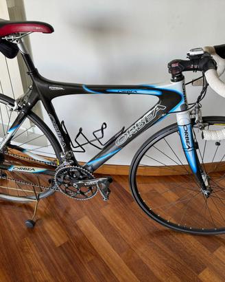 Bicicletta Orbea Orca in Carbonio
