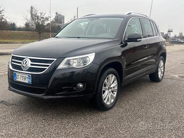 Volkswagen Tiguan 2.0 TDI DPF 4MOTION Sport & Styl