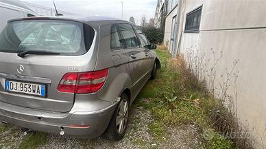 mercedes classe b 2007 INCIDENTATA