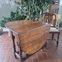 TAVOLO ALLUNGABILE PARTICOLARE