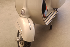 Vespa 150 GL
