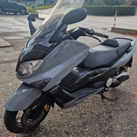 Yamaha t max 500