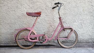 Atala 2000
