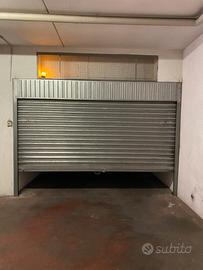 AMPIO BOX AUTO zona Primavalle/Battistini ROMA