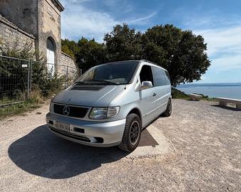Mercedes Vito Van Ambiente 6 posti GPL