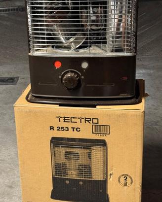 Stufa a petrolio Tectro R 253 TC con scatola