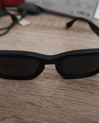 Occhiali da sole Burberry BE4403 .