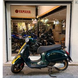 Vespa GTS 300 Super Racing Sixties Hpe