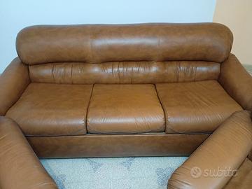 Divano letto+ 2 poltrone 