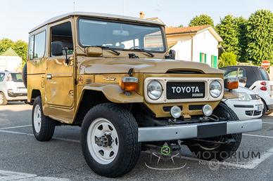 TOYOTA Land Cuiser BJ 42 3.4 DIESEL - PASSO CORT