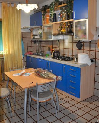 Cucina semi completa