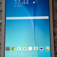 tablet Samsung E  usato e resettato funzionante