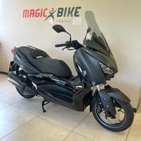 Yamaha X-Max 300
