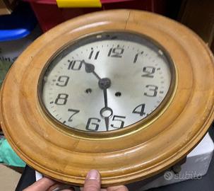 Orologio occhio di bue