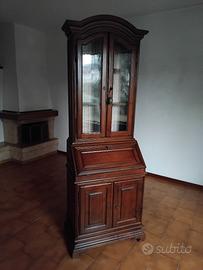 Mobile soggiorno con vetrina e scrittoio