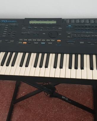 tastiera Roland-E70
