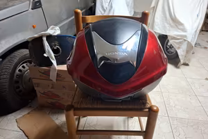 BAULETTO HONDA SH 125 150 300 VARI COLORI 