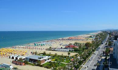 ATTICO TERRAZZATO VISTA MARE e USO BICI GRATUITO