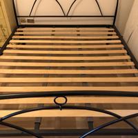 Letto in ferro battuto + rete matrimoniale