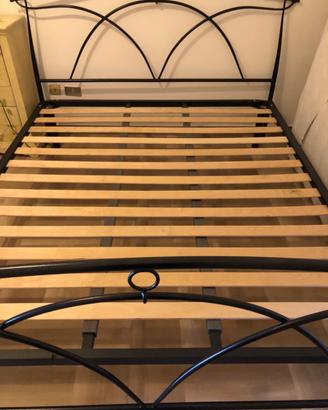 Letto in ferro battuto + rete matrimoniale