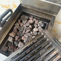 Brace a pietre laviche