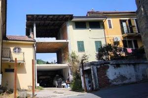 Immobile in asta di 134 m² con 1 locale e box auto
