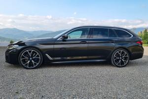 BMW 530d Xdrive Touring Msport mhev 48V-LCI restyl