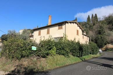 CASA SEMINDIPENDENTE A POGGIO MIRTETO