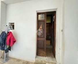 4 LOCALI A SASSARI