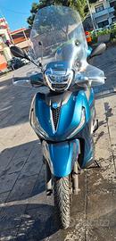 piaggio 300hpe