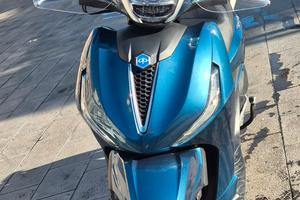 piaggio 300hpe