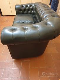 Divano Chesterfield