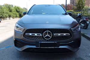 Mercedes GLA _ AMG Line Premium