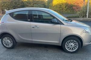 Lancia Ypsilon 2014 benzina/gpl