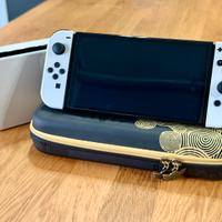 Nintendo SWITCH OLED bianca