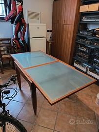 tavolo da cucina in legno,vetro