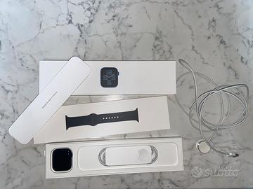 Apple watch SE 44mm in Garanzia