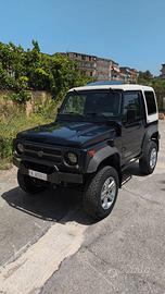 Suzuki SJ 413 samurai