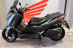 Yamaha X-Max 300