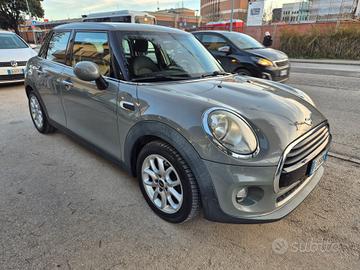Mini 1.5 Cooper D Business