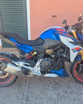 BMW F900R 