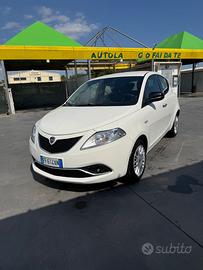 Lancia ypsilon 1.3 multijet