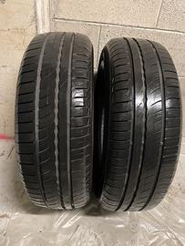 195 65 15 Pirelli estive due gomme 85%