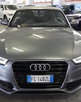 AUDI A5 Cabrio 2.0 TDI 190CV S-Line EU6 Multitro