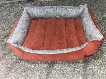 Cuccia per cani  80x70