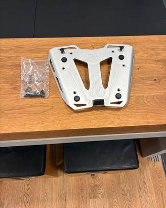 Piastra universale Givi aluminum
