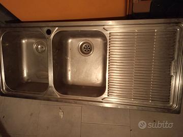 Lavandino DOPPIA VASCA acciaio rubinetto centrale